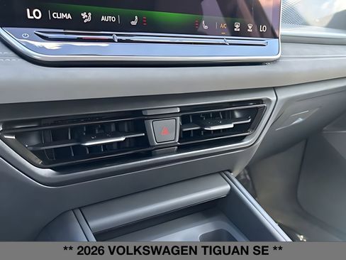New 2026 Volkswagen Tiguan SE AWD/4WD image 32