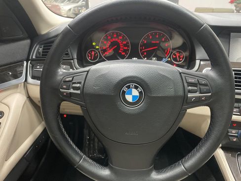 Used 2011 BMW 528i Sedan RWD image 19