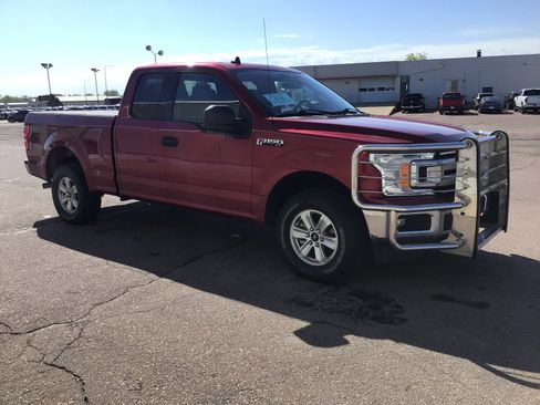 Used 2019 Ford F150 XLT AWD/4WD image 4