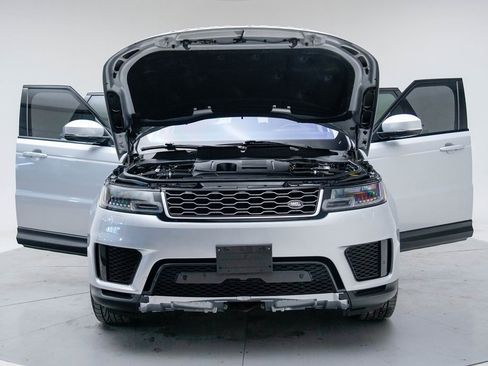 Used 2021 Land Rover Range Rover Sport SE image 16