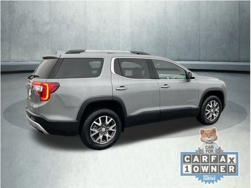 Used 2023 GMC Acadia SLE w/ Driver Convenience Package image 6
