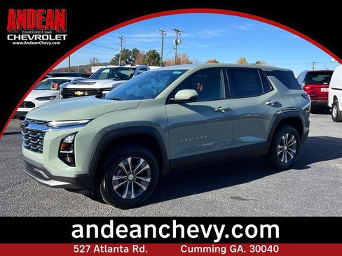 New 2026 Chevrolet Equinox LT image 1