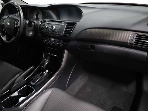 Used 2016 Honda Accord Sport image 6
