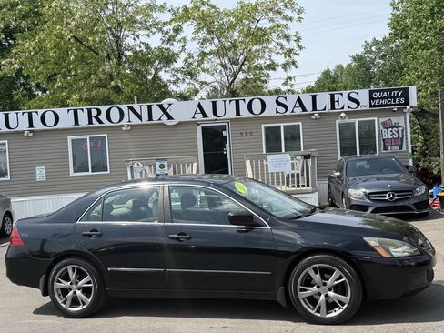 Used 2007 Honda Accord EX image 2