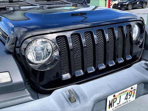 Used 2021 Jeep Wrangler Sport AWD/4WD image 31
