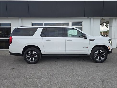 New 2026 GMC Yukon XL AT4 w/ AT4 Premium Plus Package image 7