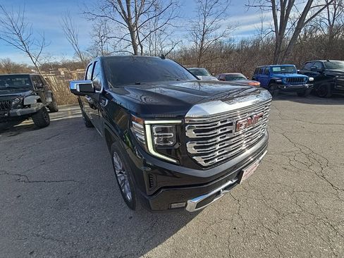 Used 2022 GMC Sierra 1500 Denali Ultimate image 11
