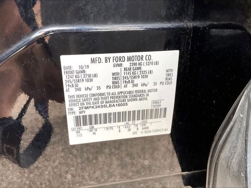 Used 2020 Ford Edge Titanium w/ Equipment Group 301A FWD image 35