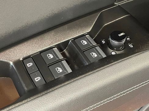 Used 2023 Audi Q4 e-tron Prestige w/ Black Optic Package image 18