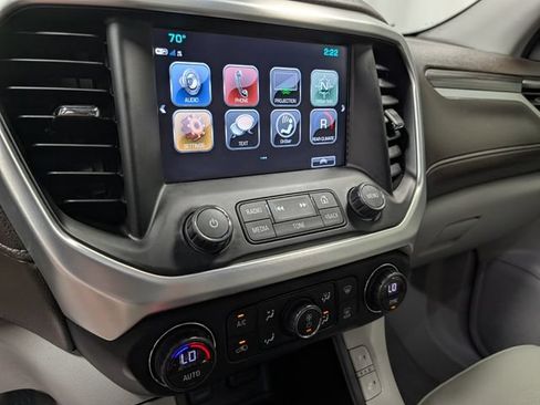 Used 2018 GMC Acadia SLT FWD image 24