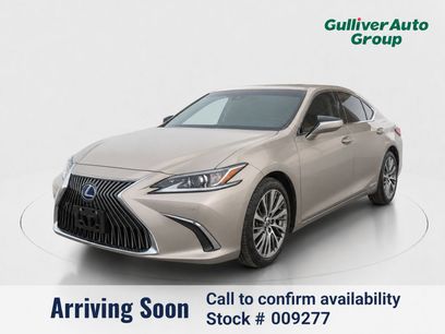 Used 2021 Lexus ES 300h w/ Premium Package