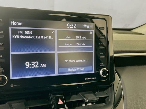 Used 2022 Toyota Corolla Cross LE AWD/4WD image 14