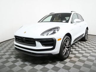 New 2026 Porsche Macan AWD/4WD video 1