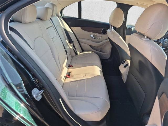 Used 2019 Mercedes-Benz C 300 Sedan image 12