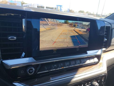 Used 2023 Chevrolet Silverado 1500 LT w/ Protection Package image 26