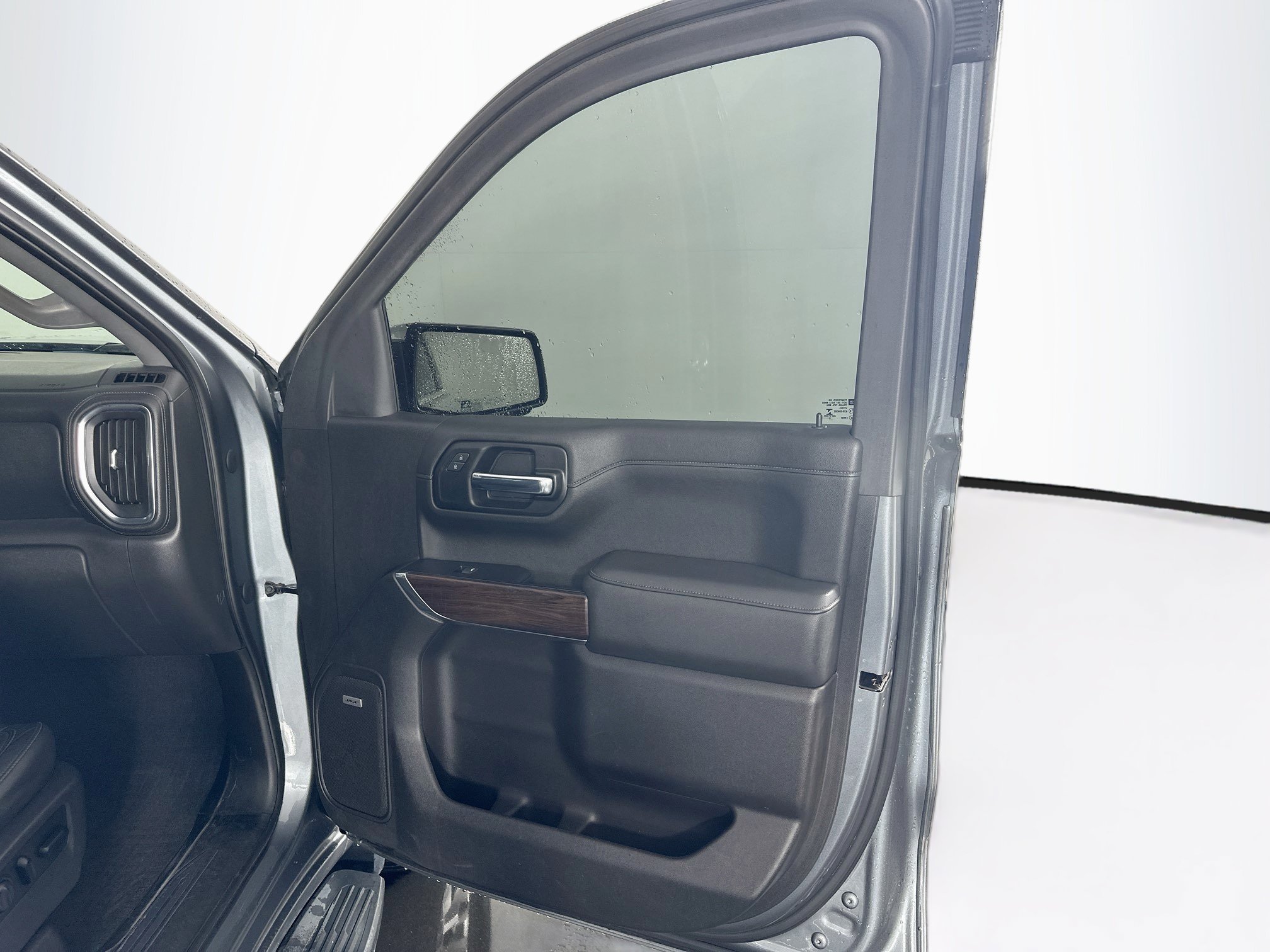 Used 2020 GMC Sierra 1500 SLT w/ SLT Premium Plus Package RWD image 33