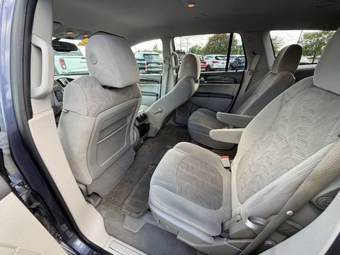 Used 2014 Buick Enclave Convenience FWD image 16