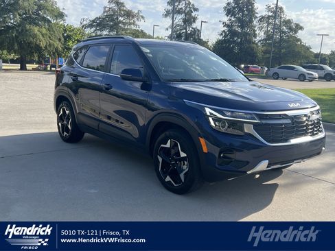 Used 2024 Kia Seltos EX AWD/4WD image 1