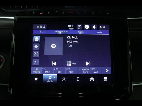 Used 2023 Jeep Grand Cherokee Altitude image 24