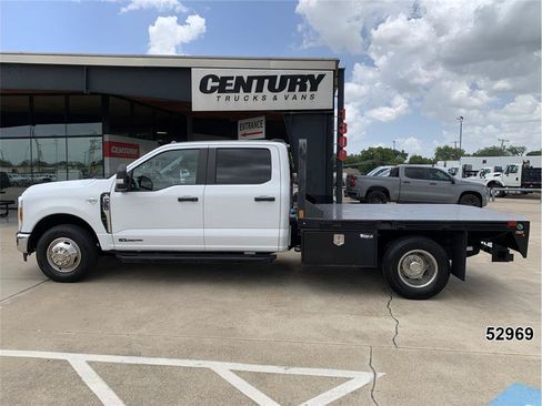 Used 2024 Ford F350 XL w/ XL Chrome Package RWD image 4