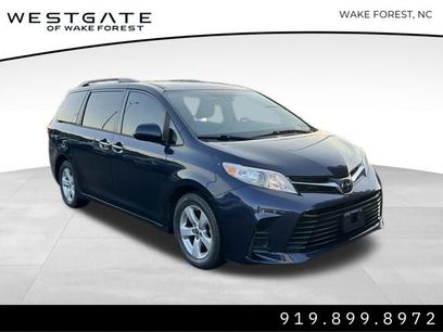 Used 2020 Toyota Sienna LE