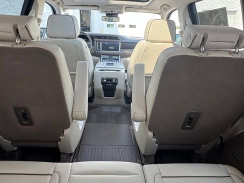 Used 2023 GMC Yukon Denali w/ Max Trailering Package AWD/4WD image 7