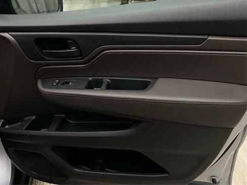 Used 2018 Honda Odyssey EX-L image 27