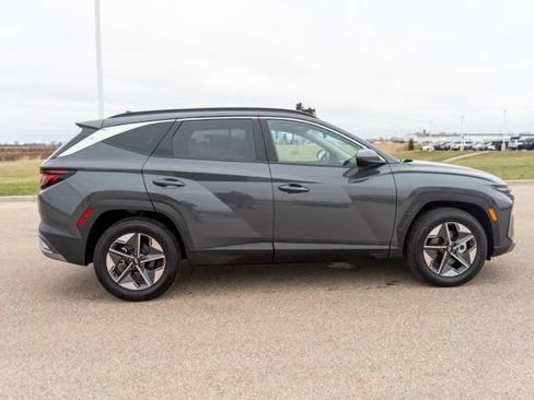 Used 2026 Hyundai Tucson SEL Plus FWD image 8