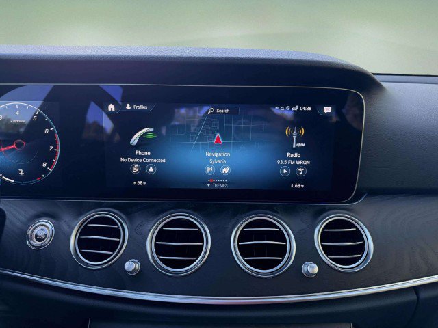 Certified 2023 Mercedes-Benz E 350 4MATIC Sedan image 15