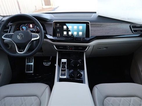 New 2026 Volkswagen Atlas SEL Premium R-Line image 28