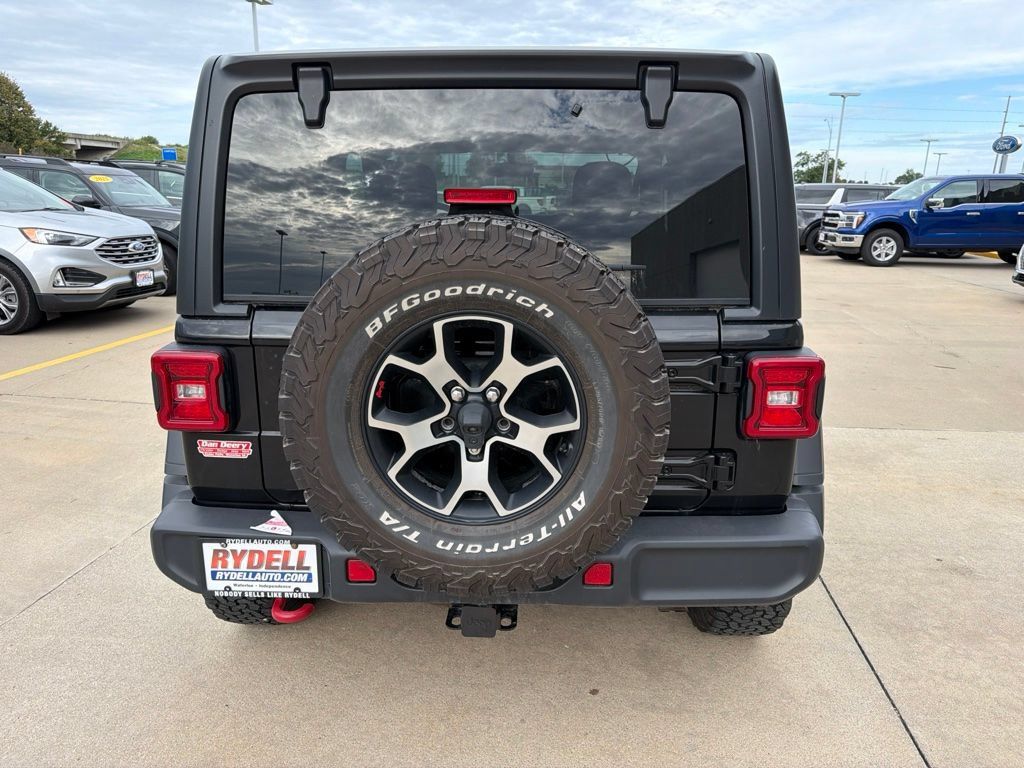 Used 2018 Jeep Wrangler Rubicon AWD/4WD image 6
