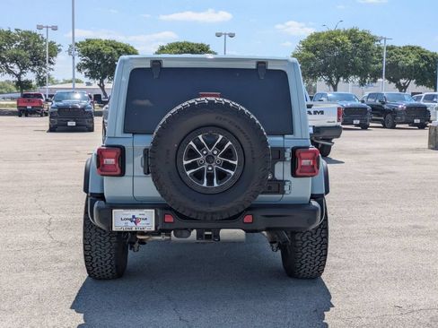 Used 2024 Jeep Wrangler Unlimited Rubicon 392 AWD/4WD image 4
