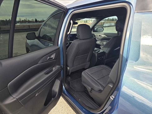 Certified 2026 Chevrolet Traverse LT AWD/4WD image 15
