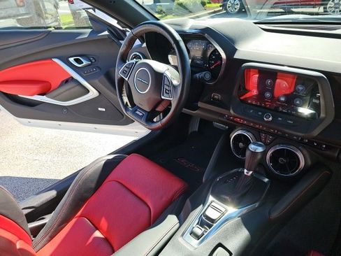 Certified 2023 Chevrolet Camaro SS image 21
