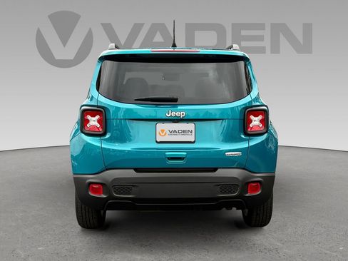 Used 2021 Jeep Renegade Latitude w/ Sun & Sound Group image 22