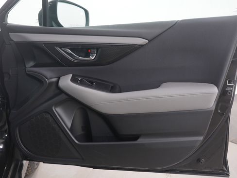 Used 2024 Subaru Outback Premium image 12