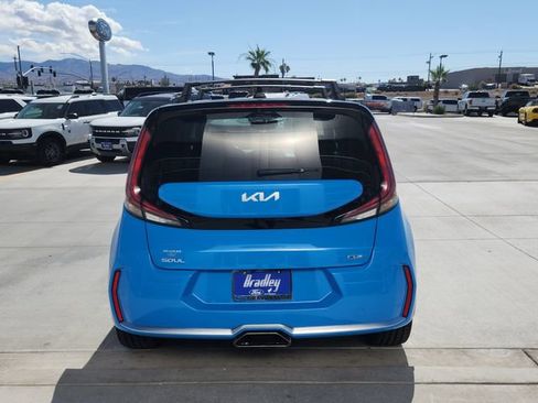 Used 2023 Kia Soul GT-Line FWD image 6