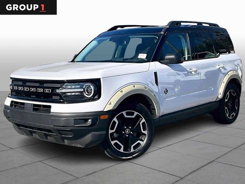 Certified 2022 Ford Bronco Sport Outer Banks w/ Tech Package image 1
