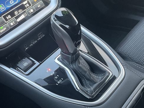 Certified 2025 Subaru Outback Premium w/ Popular Package #1A image 23