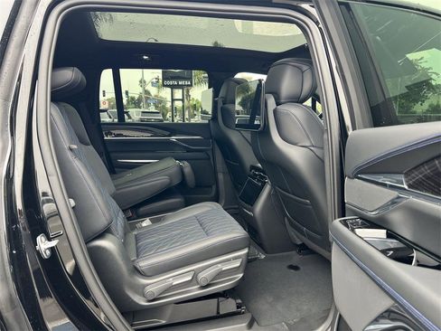 New 2026 Cadillac Escalade IQL Sport 1 w/ LPO, ONYX Package image 33