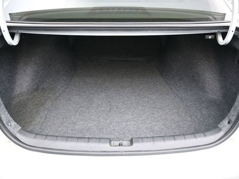 Used 2013 Honda Accord LX image 23