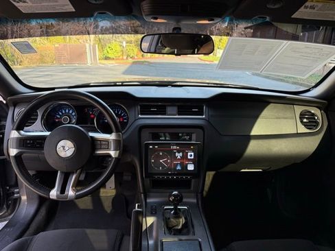 Used 2014 Ford Mustang Coupe image 17