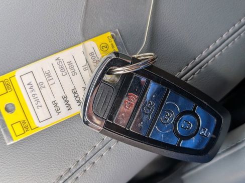 Used 2020 Lincoln Corsair Reserve w/ Equipment Group 201A image 19