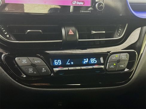 Used 2021 Toyota C-HR XLE image 18