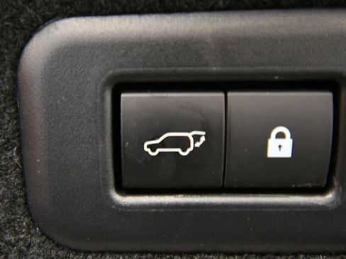 Used 2021 Lexus RX 350L Premium w/ Premium Package AWD/4WD image 25