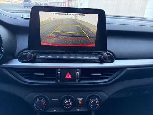 Used 2021 Kia Forte LXS image 15