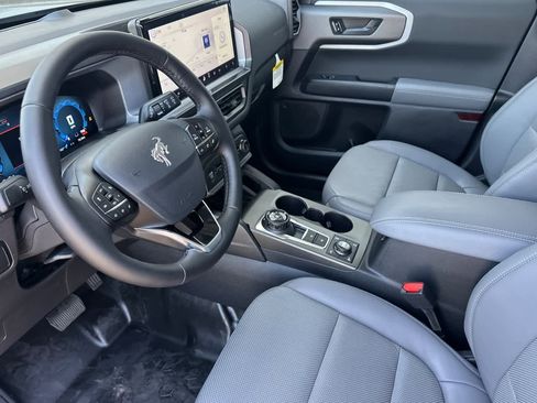 New 2025 Ford Bronco Sport Badlands image 12