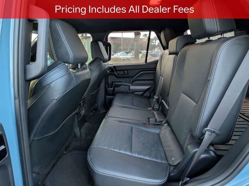 Certified 2025 Toyota 4Runner TRD Off-Road Premium AWD/4WD image 15