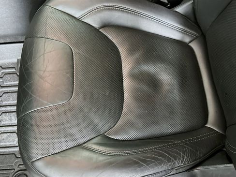 Used 2020 Jeep Cherokee Limited image 18