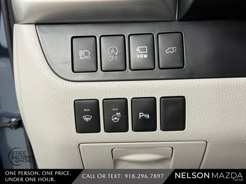 Used 2018 Toyota Highlander Limited Platinum AWD/4WD image 30